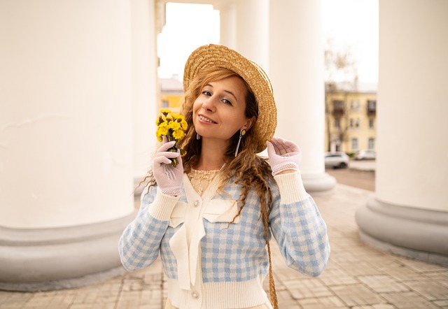 紧随其后 紧随其后